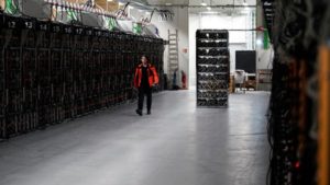 bitcoin hirsizi ve server makineleri